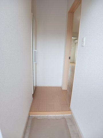 シュウ・レミングＡの玄関