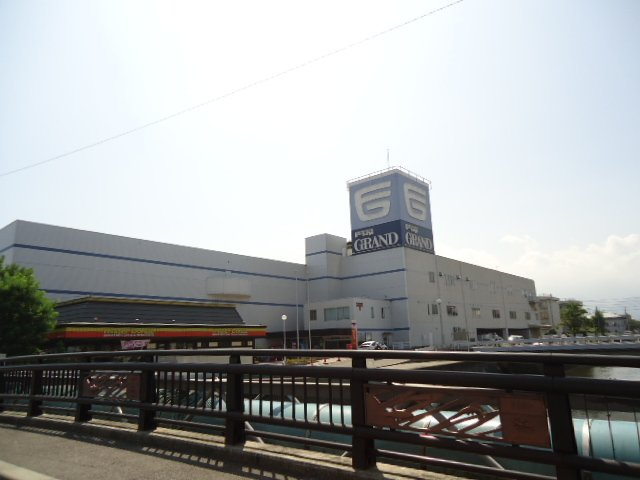 ミューズガーデンpartⅡの周辺|フジグラン新居浜まで2,525ｍ