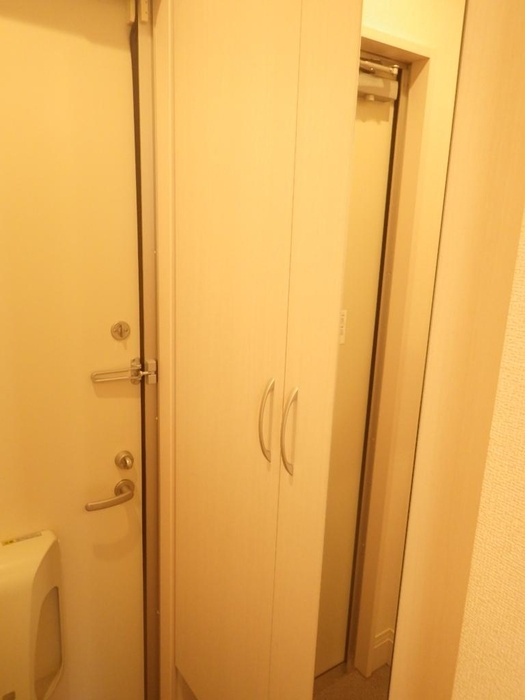 セジュール ポレールの玄関