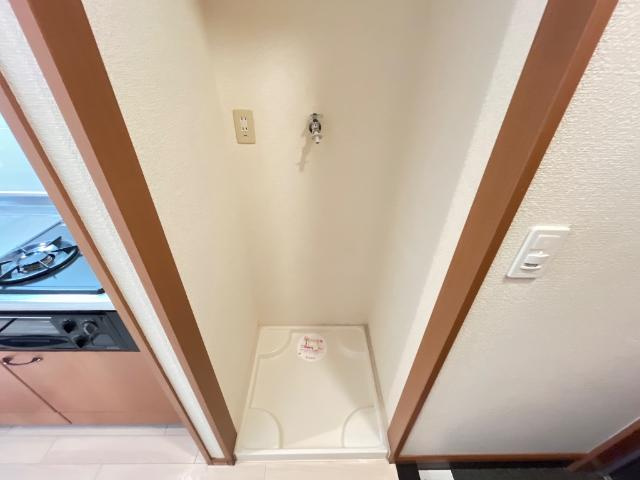 イーストリバーのその他|洗濯機置場