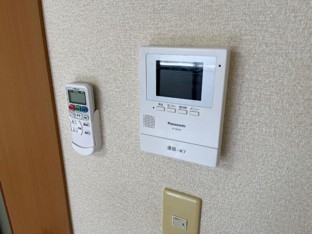 T・Yハイツ一号の内装|カメラ付インターホン