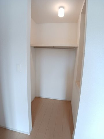 ジュネス・ＳＯＧＯ　Ｅの収納
