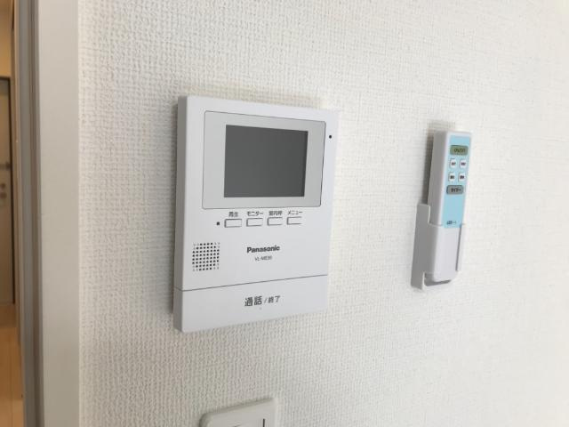 ヴェルジュ　ウマの内装|カメラ付インターホン