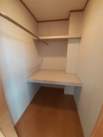 ジュネス本郷の収納