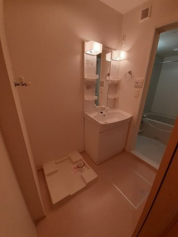 オーヴの洗面所