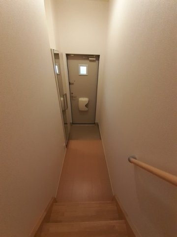 オーヴの玄関