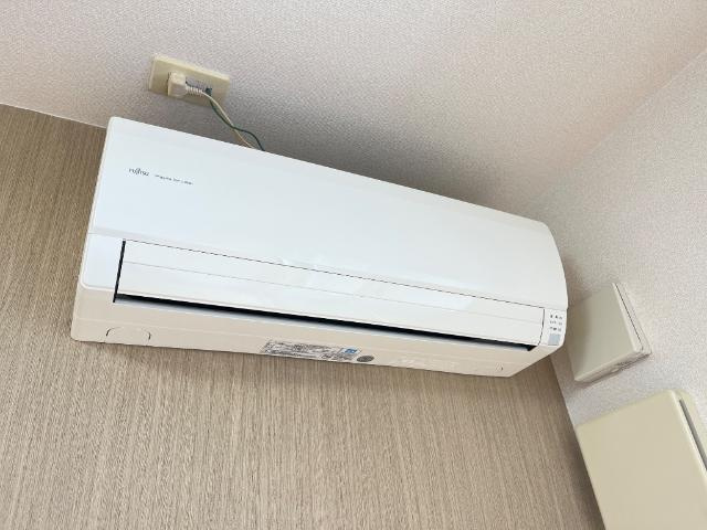 ロイヤルハイツおくらの設備|エアコン