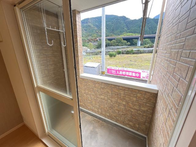 ロイヤルハイツおくらのその他|ベランダ
