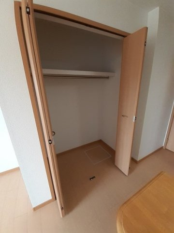 バリオンの収納