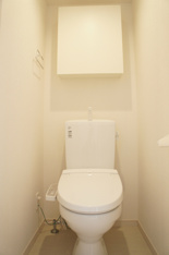 コンパクトで使いやすいトイレです