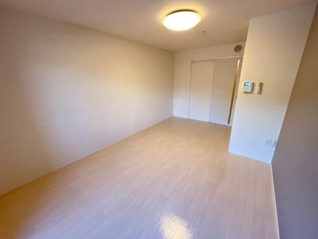 ルミナス西の土居の内装|室内