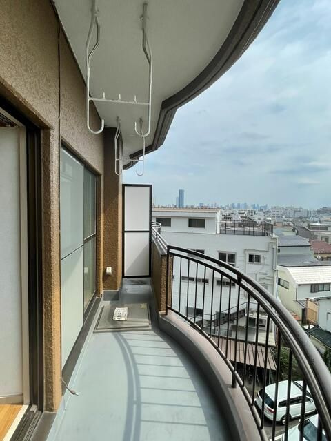 ハピネス大山のバルコニー
