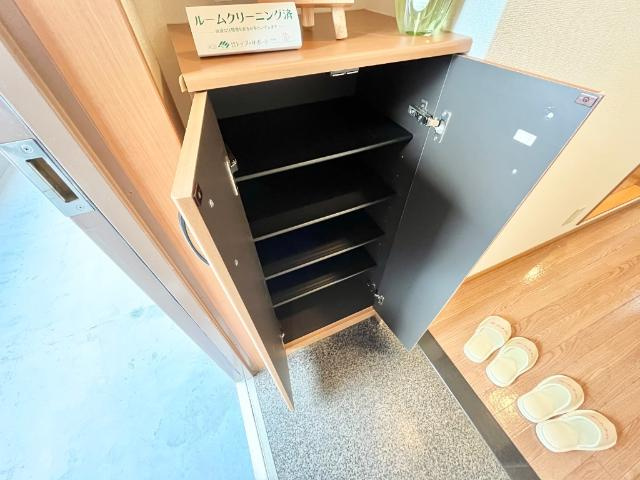 オレンジハウス・Ｔの収納|下駄箱