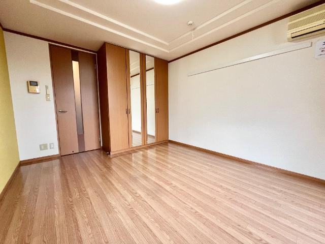 オレンジハウス・Ｔの内装|洋室
