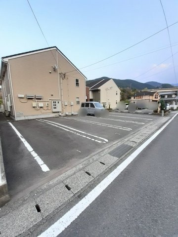 プレミアムＡの駐車場