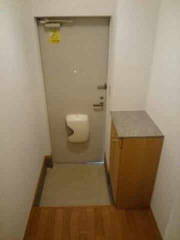 メゾンサニーの玄関