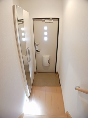 エアリーⅡの玄関