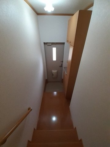 グランドヒル　Ａの玄関