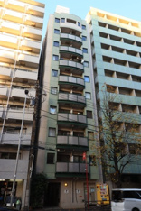 落ち着いた雰囲気の外観です