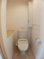 ゆったりとした空間のトイレです