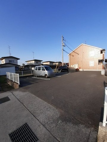 パシエンテＢの駐車場