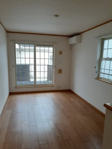 ゆったり過ごせるリビングです
