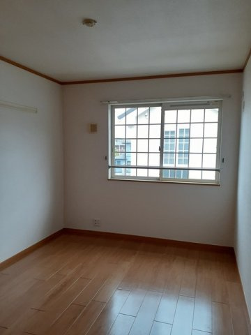 明るい色調の室内です