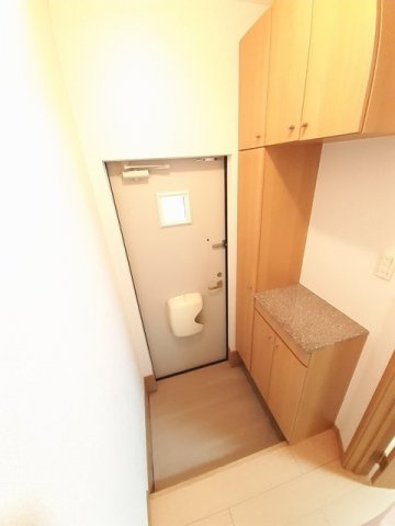 プリムローズ　泉宮　Ｂの玄関