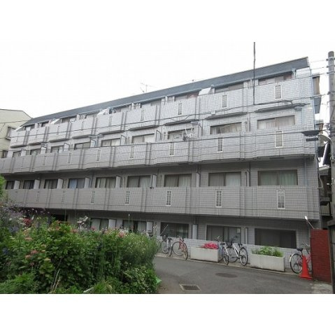 落ち着いた雰囲気の外観です