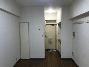 こちらのリビングで趣味の時間をお楽しみください
