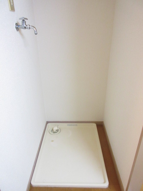 洗濯機置場（写真は他室）