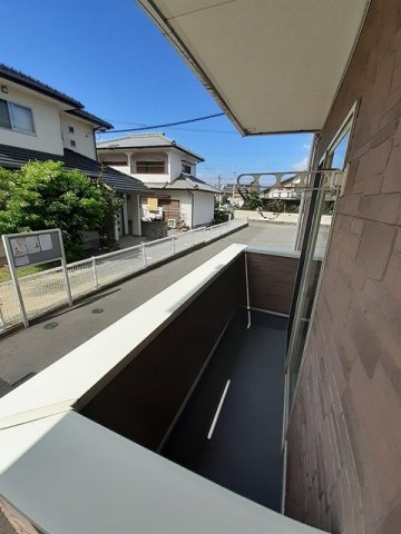 ブリアント・ベルのバルコニー