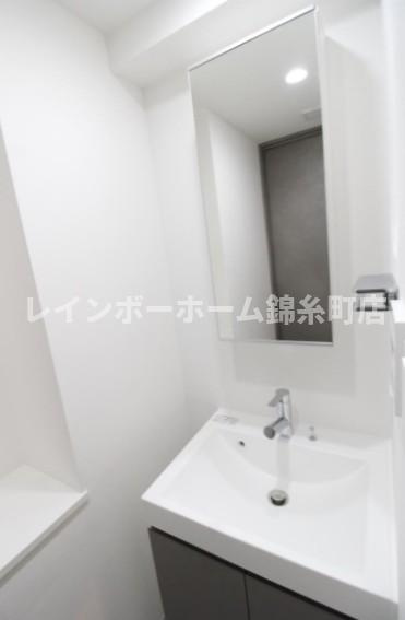 ドゥーエ亀戸Ⅲの独立洗面台