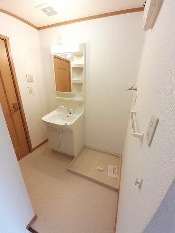 サンシャイン　セレノの洗面所
