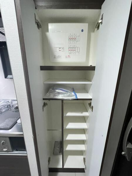 ＳＨＯＫＥＮ　Ｒｅｓｉｄｅｎｃｅ新丸子の収納
