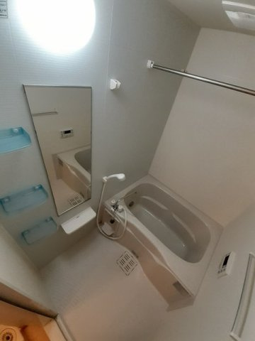 バリオンの浴室