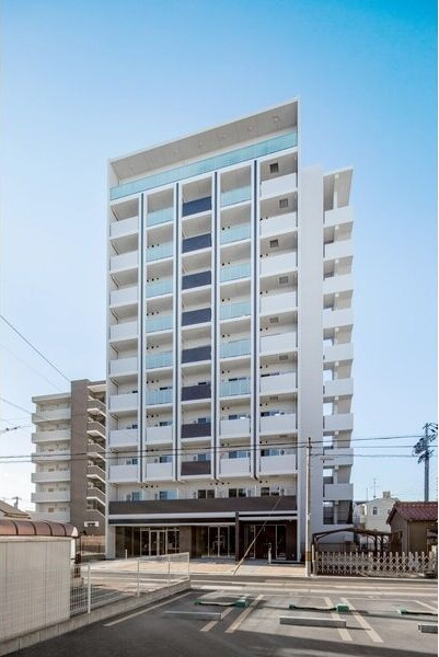 NEUA　NARUMI