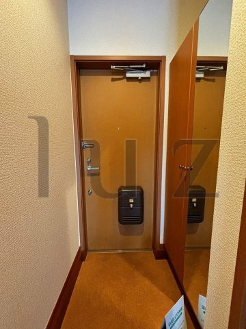 フォレストⅢの玄関