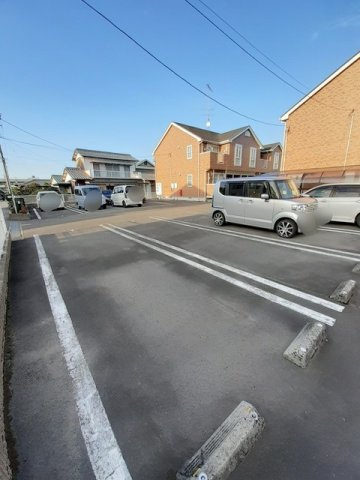 ソレイユＮ　Ａの駐車場