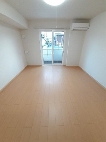 シームリー　Ａの内装