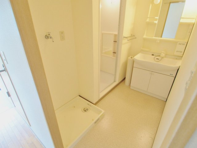 パストラル大町の洗面所