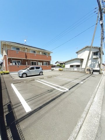 中村ハイツ　ミレの駐車場