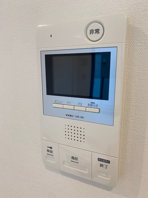 ラクラス四谷三丁目の設備|モニター付きインターホン