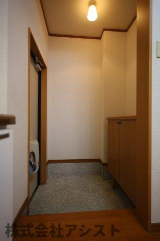 アンビシャス近大前の玄関|シンプルで使いやすい玄関です