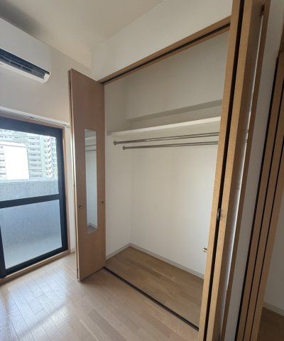 No.40 PROJECT2100 博多駅の居間・リビング
