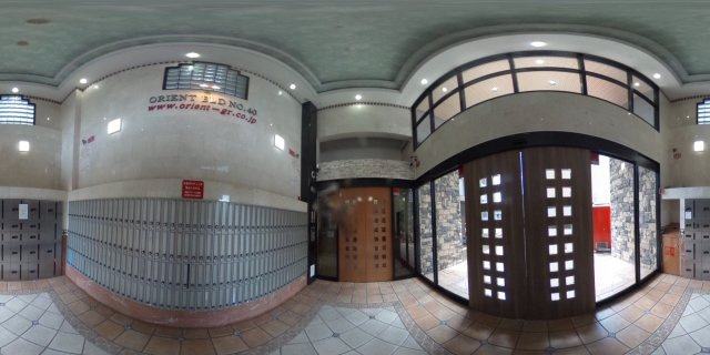 No.40 PROJECT2100 博多駅のロビー