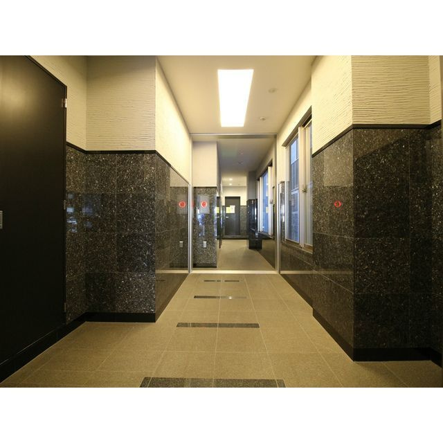 プレール・ドゥーク板橋本町Ⅲのロビー