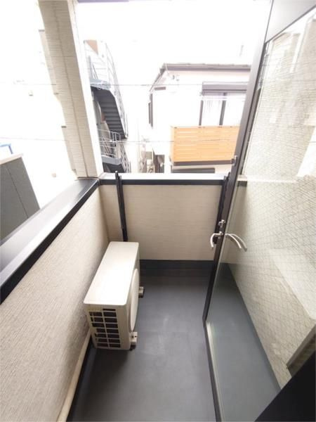 ＭＥＬＤＩＡ町屋のバルコニー