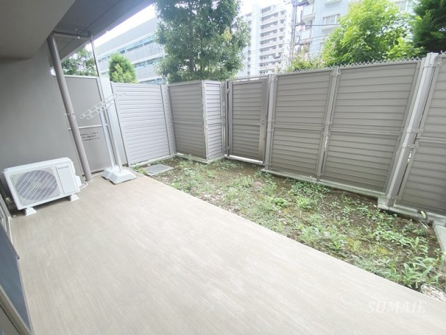 ＳＨＩＮＴＯ　ＣＩＴＹ　B棟の庭|広いテラス☆