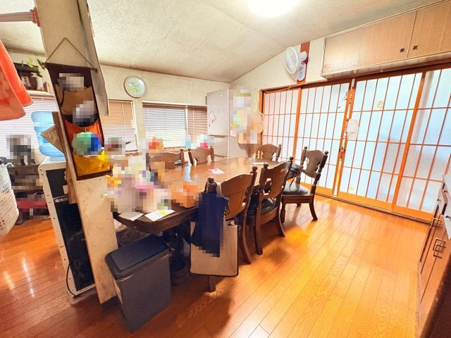 日田市大字東有田　建坪90坪以上　8LDKの居間・リビング